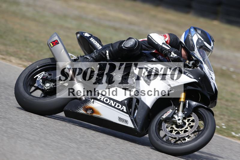 /37 09.08.2026  Pluess Motosport ADR/Freies Fahren/92